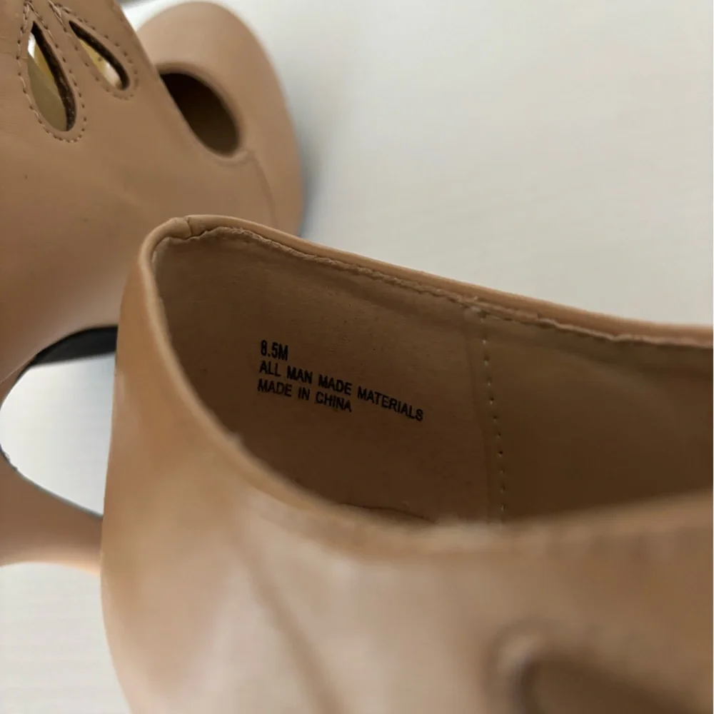 Dolce by Mojo Moxie Hailee heels